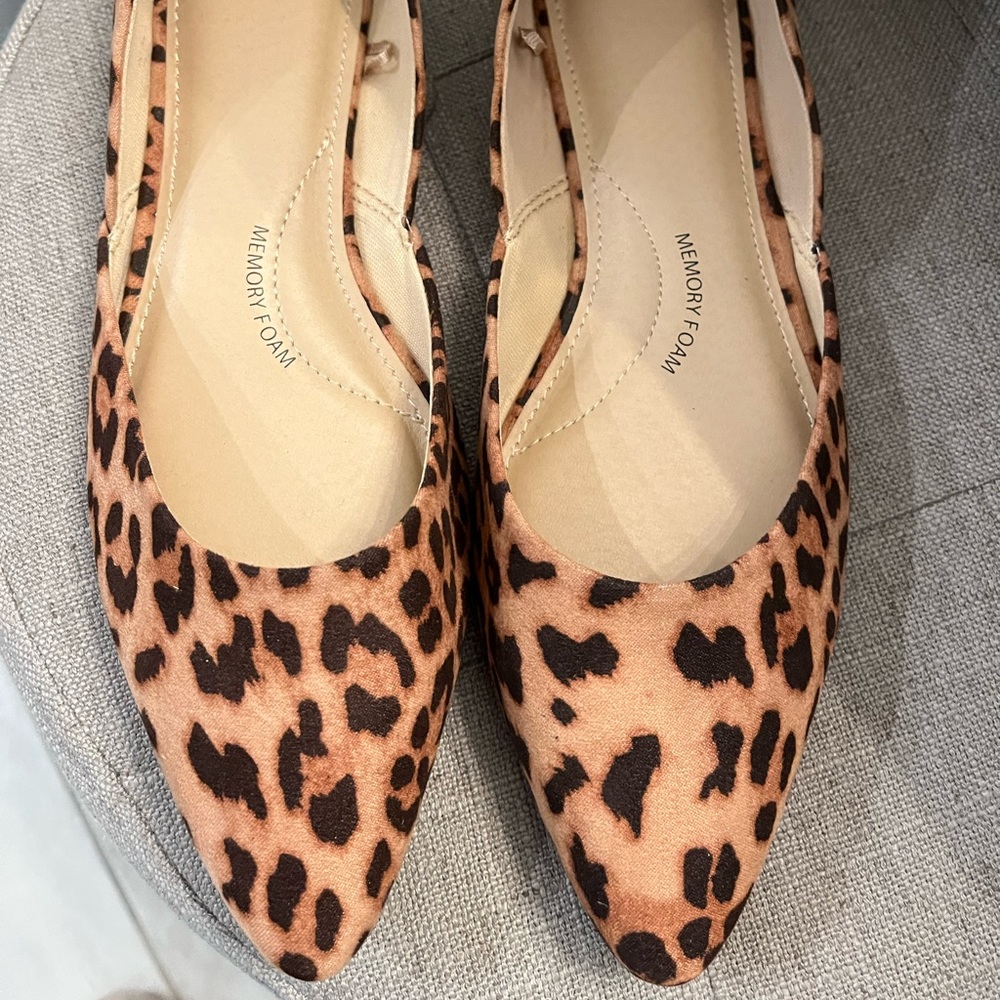 Leopard flats - Picture 2 of 2